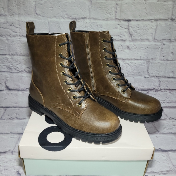 SO Reindeer Women's Combat Boots - Picture 2 of 5